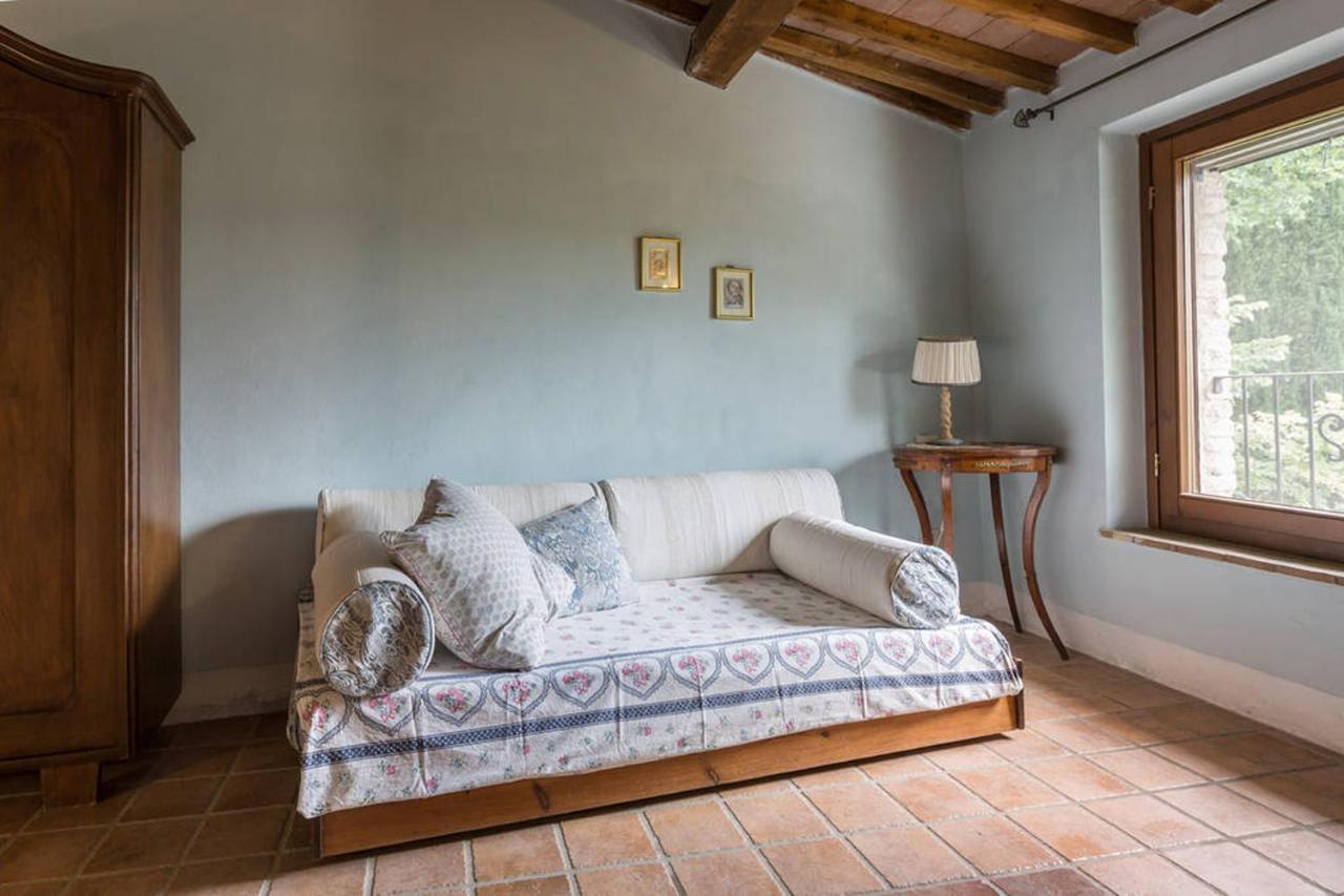 Agriturismo Il Poggio Degli Scoiattoli Perugia Exteriör bild