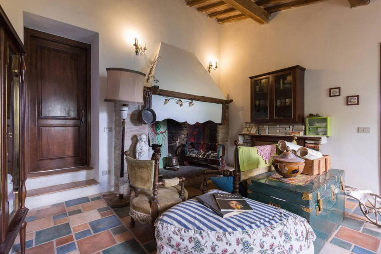 Agriturismo Il Poggio Degli Scoiattoli Perugia Exteriör bild