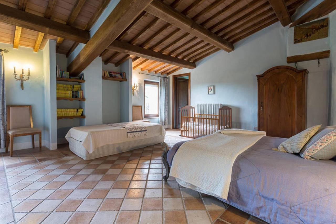 Agriturismo Il Poggio Degli Scoiattoli Perugia Exteriör bild